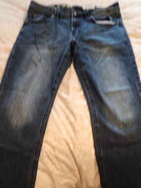 Relaxed Fit Men's Jeans in Dark Blue Wash